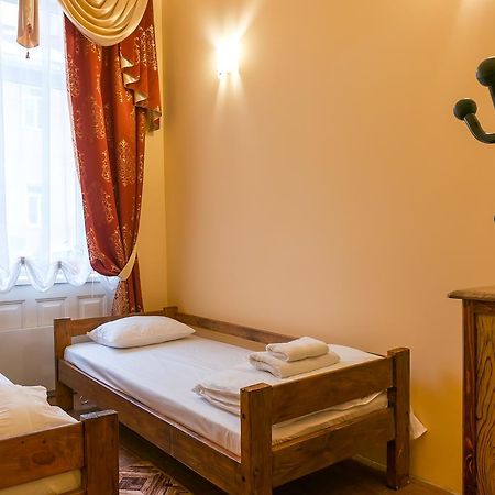 Hotel Кімнати В Центрі Úzhgorod Exterior foto