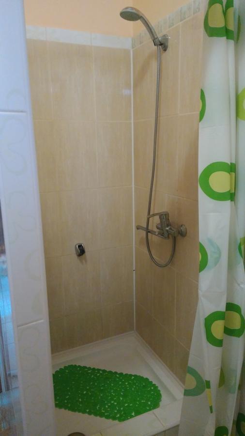 Hotel Кімнати В Центрі Úzhgorod Exterior foto
