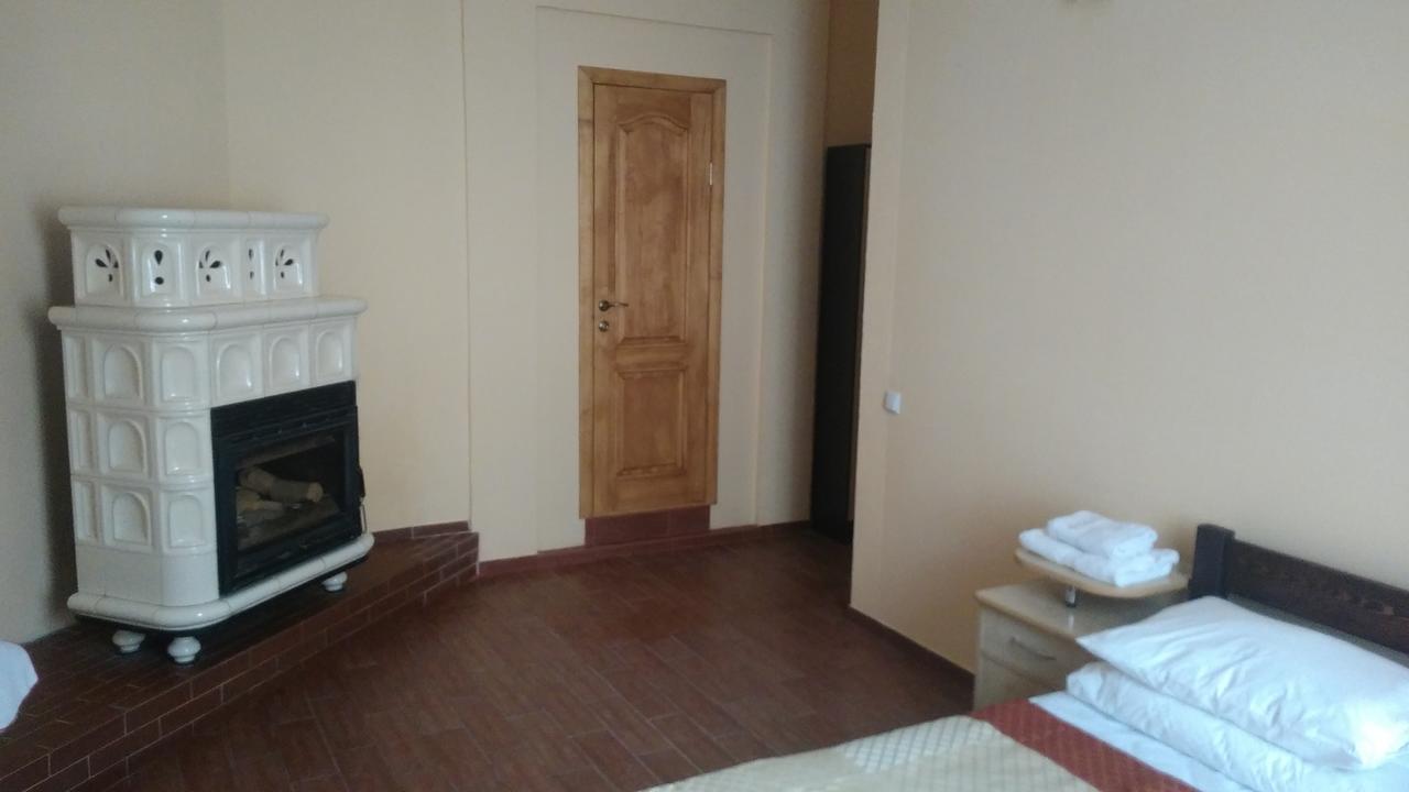Hotel Кімнати В Центрі Úzhgorod Exterior foto